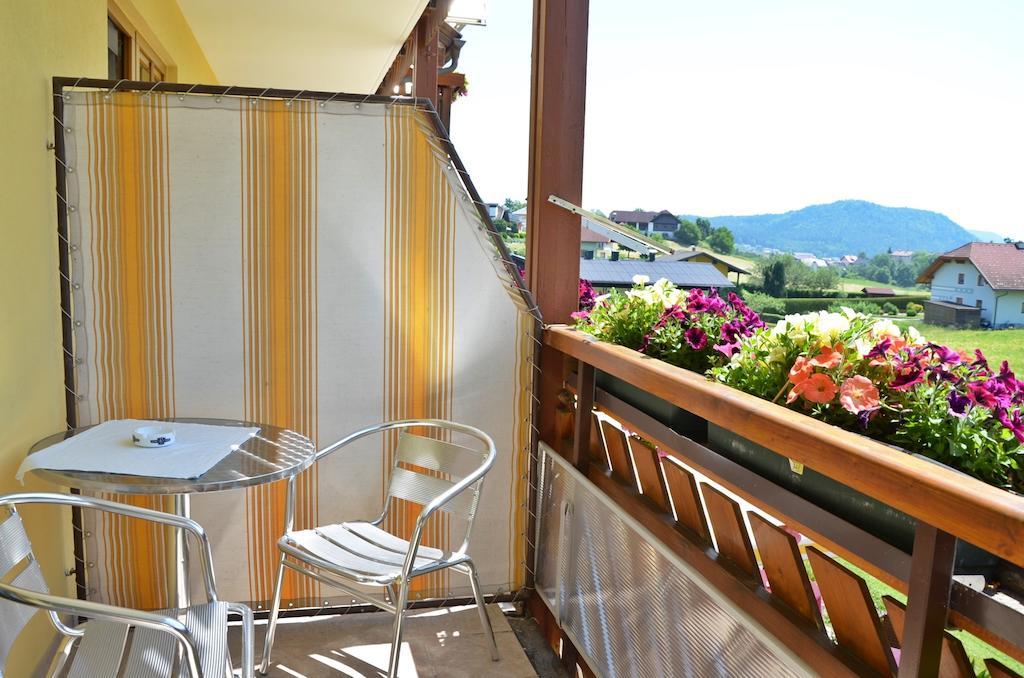 Gaestehaus Goetz Drobollach am Faakersee Szoba fotó