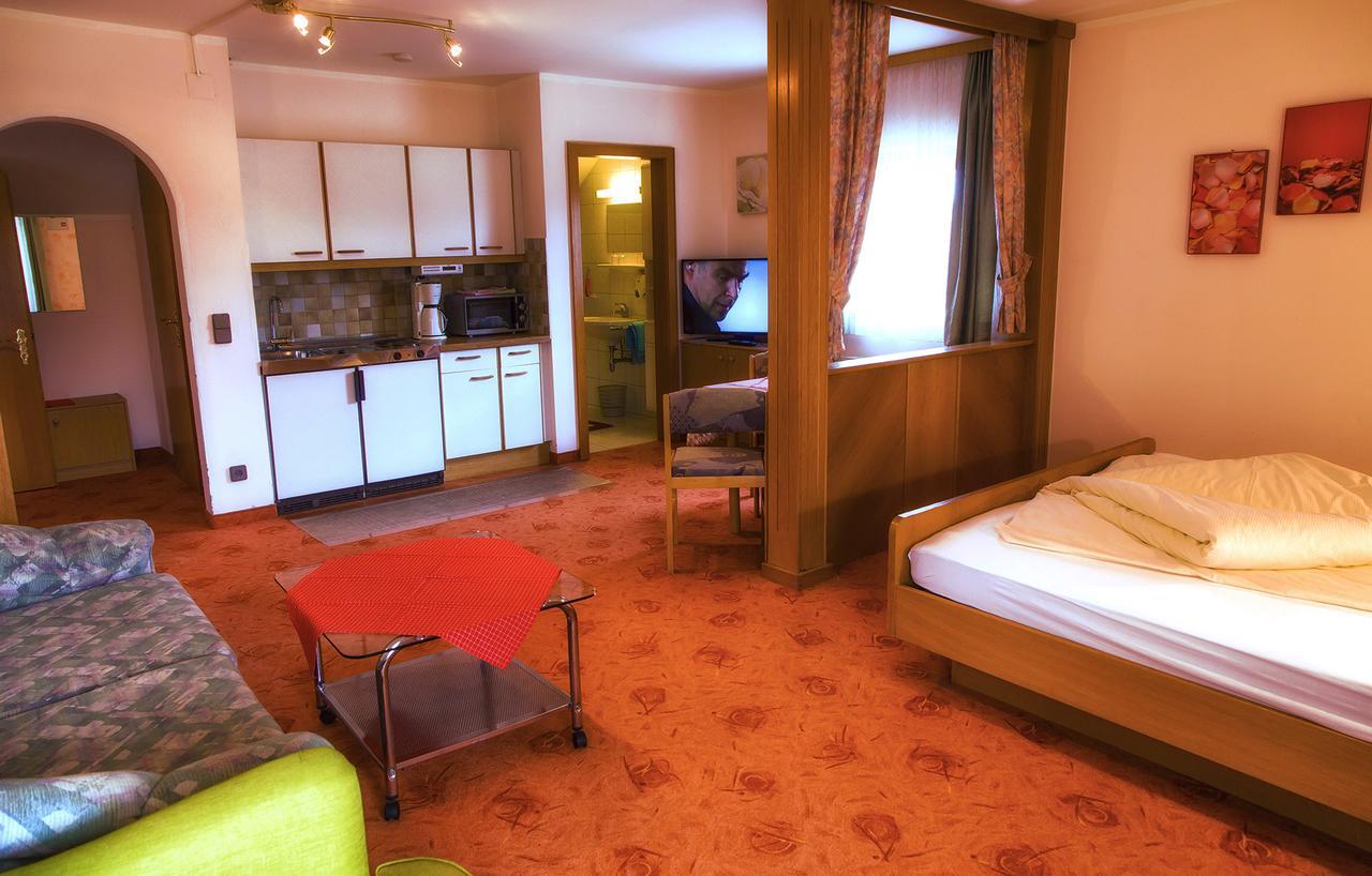 Gaestehaus Goetz Drobollach am Faakersee Kültér fotó